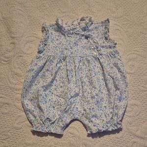 Kissy Kissy girls 9-12 months purple & blue flower romper 2009 EUC